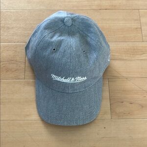 Mitchell & Ness Gray Classic Hat